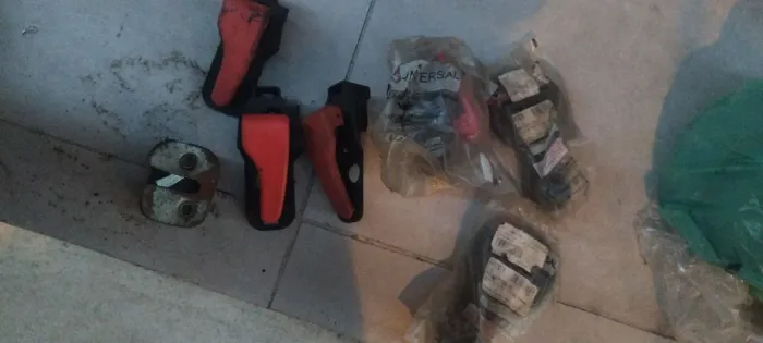 Vendo peças maçanetas de portas Mercedes