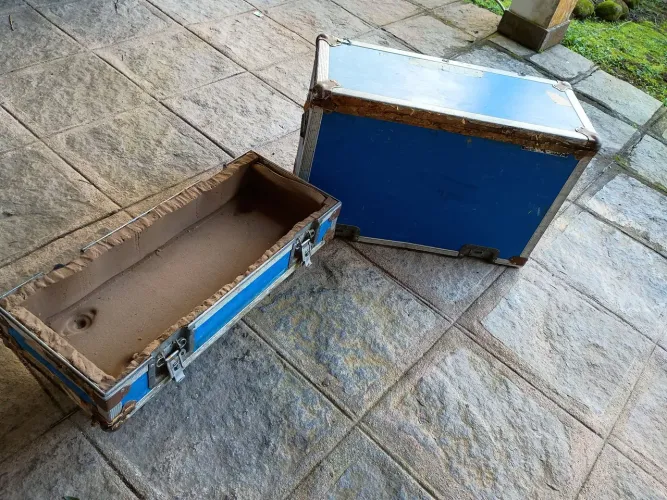 Vendo case para amplificador marca Calzone americano usado