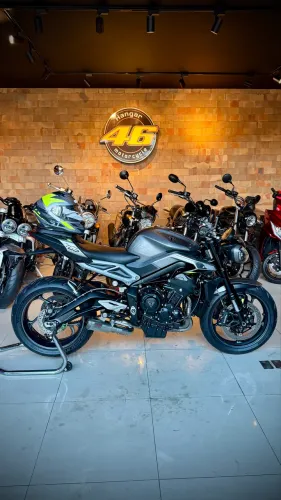 Triumph Street Triple 765 R
