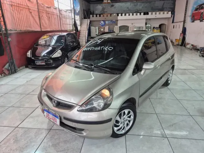 Honda Fit LX 1.4/ 1.4 Flex 8v/16v 5P Aut. 2004