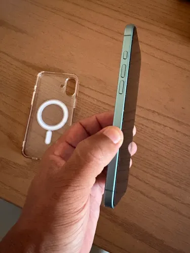 IPhone 16 Plus, 128 Gb, Verde, em excelente estado