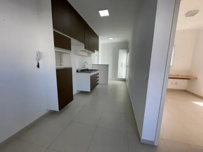 Apartamento do lado da estação Presidente Altino