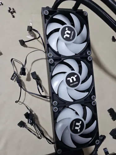Thermaltake th360 v2 argb 