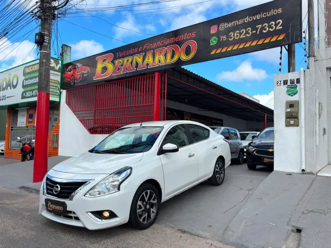 Nissan Versa SL 1.6 16V Flexstart 4P Aut. 2017
