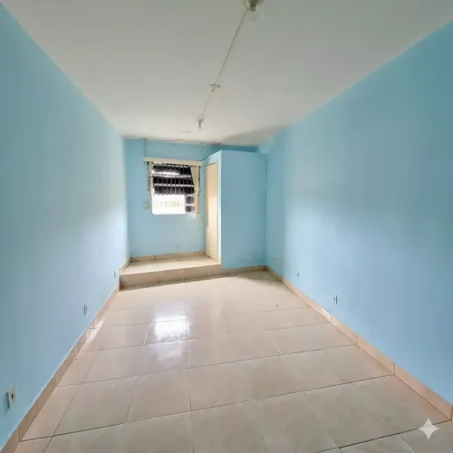 Sala comercial no coração de Nilópolis R$ 65.000