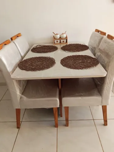     ? Mesas de Jantar 4 e 6 Lugares - Fabricação Própria