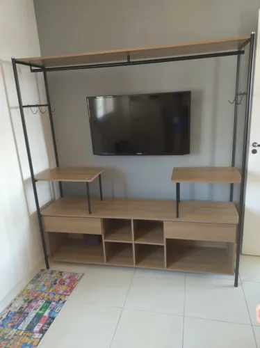 Guarda-roupa Closet para Casal de Ferro 2 Gavetas 8 Prateleiras Barcelona Preto/Demolição