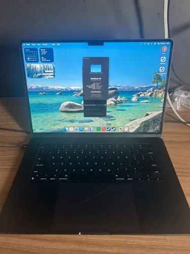 Macbook M2 15 pol 8gb ram 512gb ssd