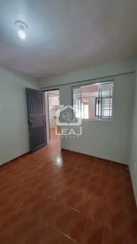 Casa de 30m² para locação com 1 quarto e 1 vaga de garagem no Parque Fernanda | Zona Sul d