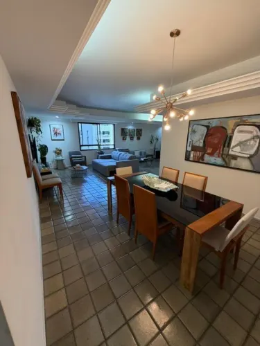 Parnamirim 4 quartos 2 stes 205m² andar alto armários varandão nascente ventilado 2 vgs