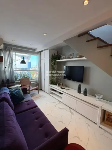 Cobertura duplex à venda em Ondina
