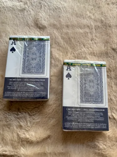02 baralhos novos
