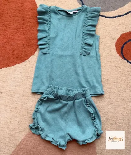 Conjunto Infantil Blusa e Shorts com Babados - Zara Kids (Tamanho 3/4 Anos)