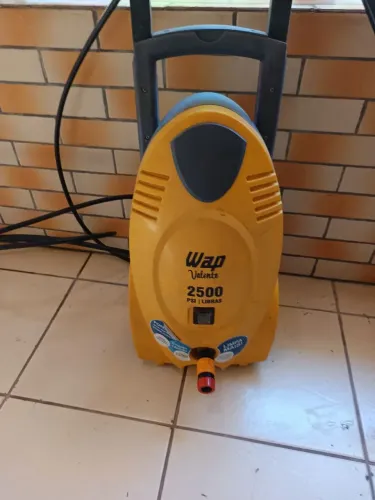 Lavadora de Alta Pressão Wap Valente 2500 PSI - Potente e Funcional