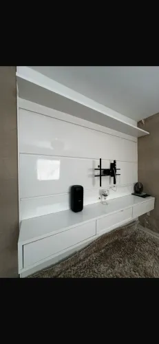Painel branco laqueado 260x255