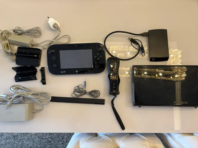 Nintendo Wii U com HD 500 HBO