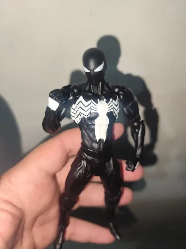 Mess toys Black spider + TEIA CUSTOM