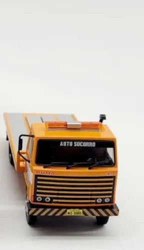 Coleção Caminhões Brasileiros Puma 4t Guincho 24h 1/43