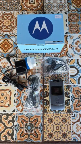 Motorola V3xx Raríssimo em estado de Novo na Caixa para Colecionadores