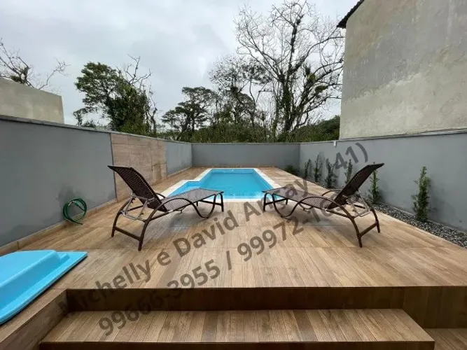 Casa Nova com Piscina à VENDA em Guaratuba/PR - 4 Quadras do Mar