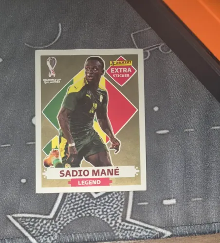 Figurinha Colecionavel Sadio Mané Legend raridade PRATA - Álbum da copa do mundo 2022