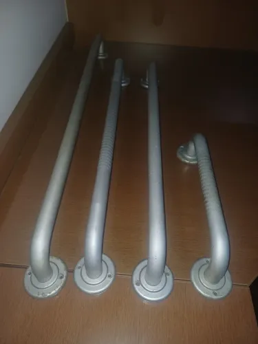 Barra de apoio em alumínio