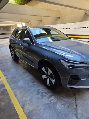 Volvo XC-60 T-8 Plus 2.0 AWD (híbrido) 2023