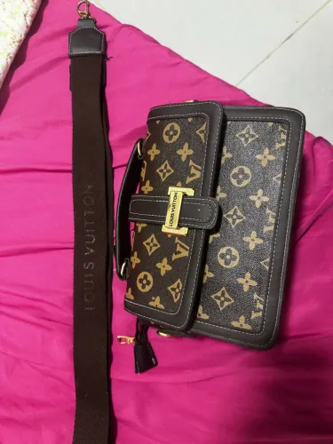 Vendo bolsa Louis Vuitton 1? linha