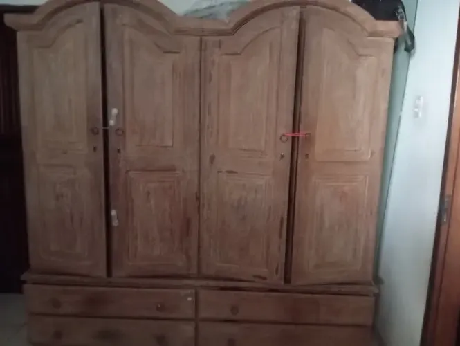 Móveis em Angelim Antiquário 