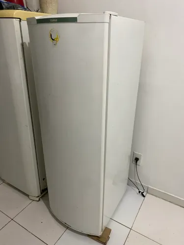 Vendo geladeira Consul