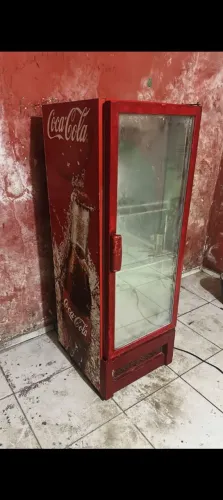 Expositor da coca cola funcionando perfeitamente facilito a entrega chame no chat 