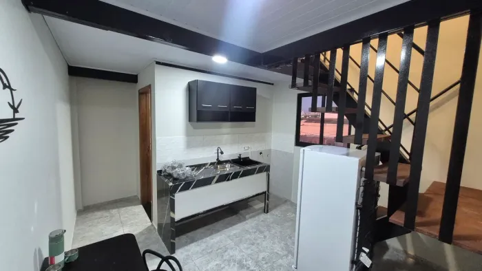Kitnets e Lofts Mobiliados - Prox. Shopping Catuai Maringá 