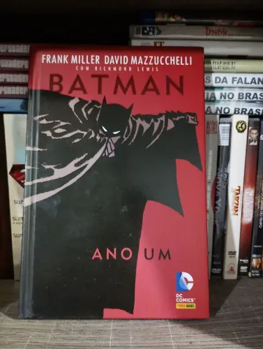 HQ Batman Ano um capa dura
