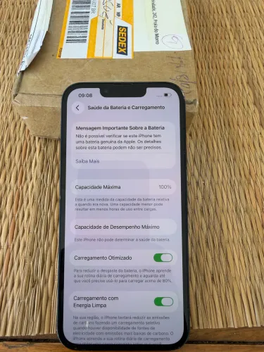 iPhone 13 semi novo 
