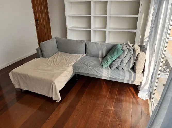 Sofá com Chaise
