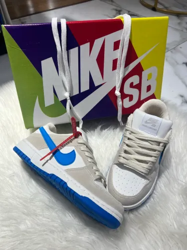 Nike dunk Branco areia carmuça azul