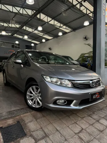 Honda Civic Sedan LXR 2.0 Flexone 16V Aut. 4P 2014