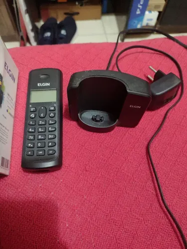 Telefone Elgin