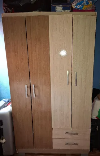 VENDO GUARDA ROUPA DE SOLTEIRO