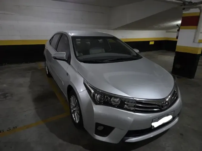 Toyota Corolla Altis 2.0 Flex 16V Aut. 2015