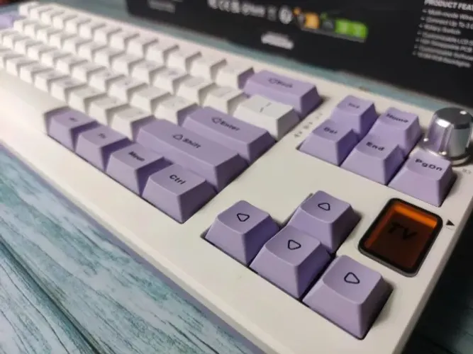 Teclado Mecânico Epomaker Shadow X, Tela, RGB, Bluetooth 5.1, Gamer NOVO