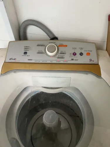 Vendo Máquina de Lavar
