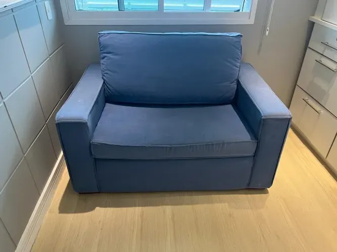 Sofá Cama Arpoador Linho - Com capa azul