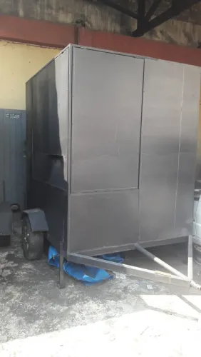 Trailer