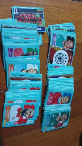 250 figurinhas copa 2026