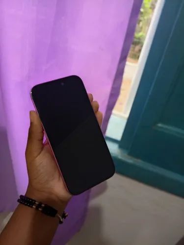 iPhone 16 ROSA
