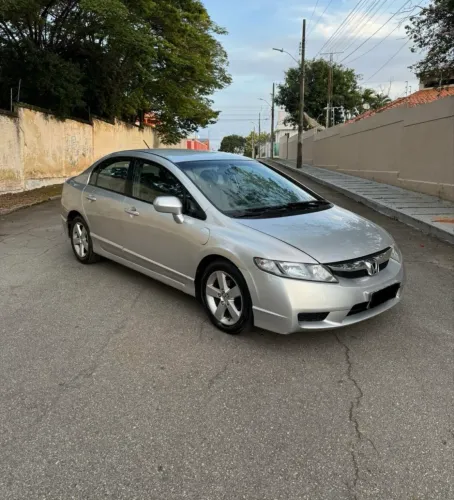 Honda Civic Sedan LXS 1.8/1.8 Flex 16V Aut. 4P 2010