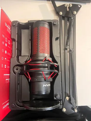 Microfone hyperx quadcast