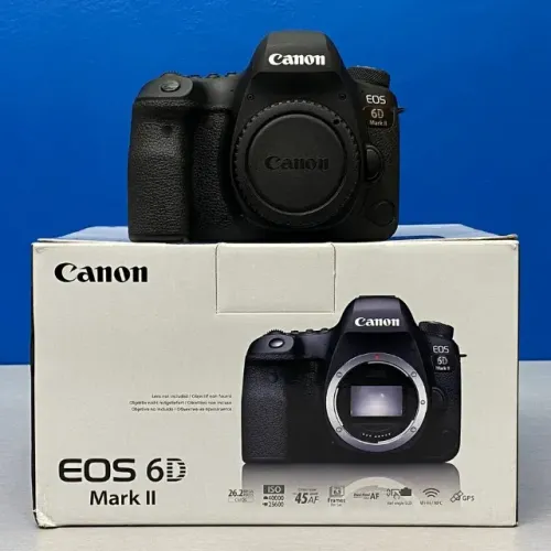 Câmera Digital Canon EOS 6D Mark II NOVA