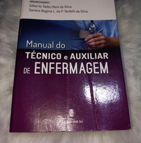 Vende se este kit de livros de enfermagem, medicina e etc.